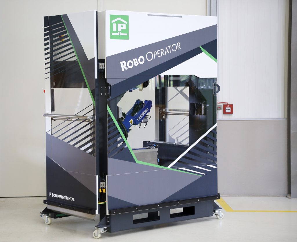 Die mobile und flexible AutomatisierungslÃ¶sung Robo Operator von Industrie-Partner dient der Bedienung von CNC-Werkzeugmaschinen und Montageautomaten. (Bild: Industrie-Partner GmbH)
