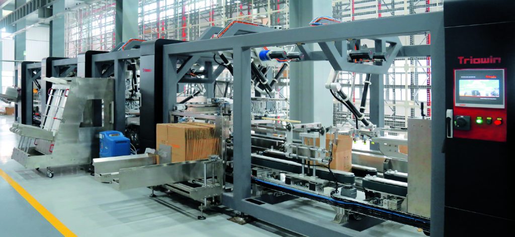 Die PC-basierte Steuerungstechnik von Anlage und Delta-Robotern ermÃ¶glicht die zuverlÃ¤ssige automatische ProduktzufÃ¼hrung in den Verpackungsprozess. (Bild: Beckhoff Automation GmbH & Co. KG)