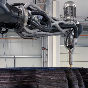 Die 3D-Druck-Roboter von Fit Ã¼bernehmen fÃ¼r den KÃ¼nstler Peter Lang die Arbeit des hauers. (Bild: FIT Additive Manufacturing Group)